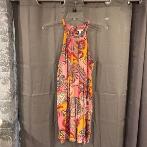 Lovely bright and fun summer dress